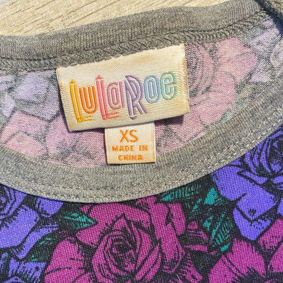 Lularoe Randy Tee - Picture 3 of 6